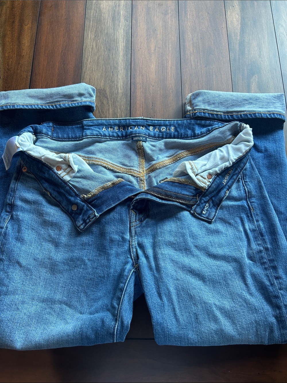 American Eagle Outfitters Light Blue High-Rise Jeans